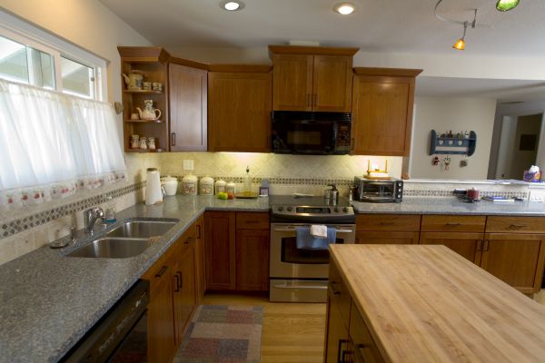 Cherry Cabinet Remodeling in Huntsville